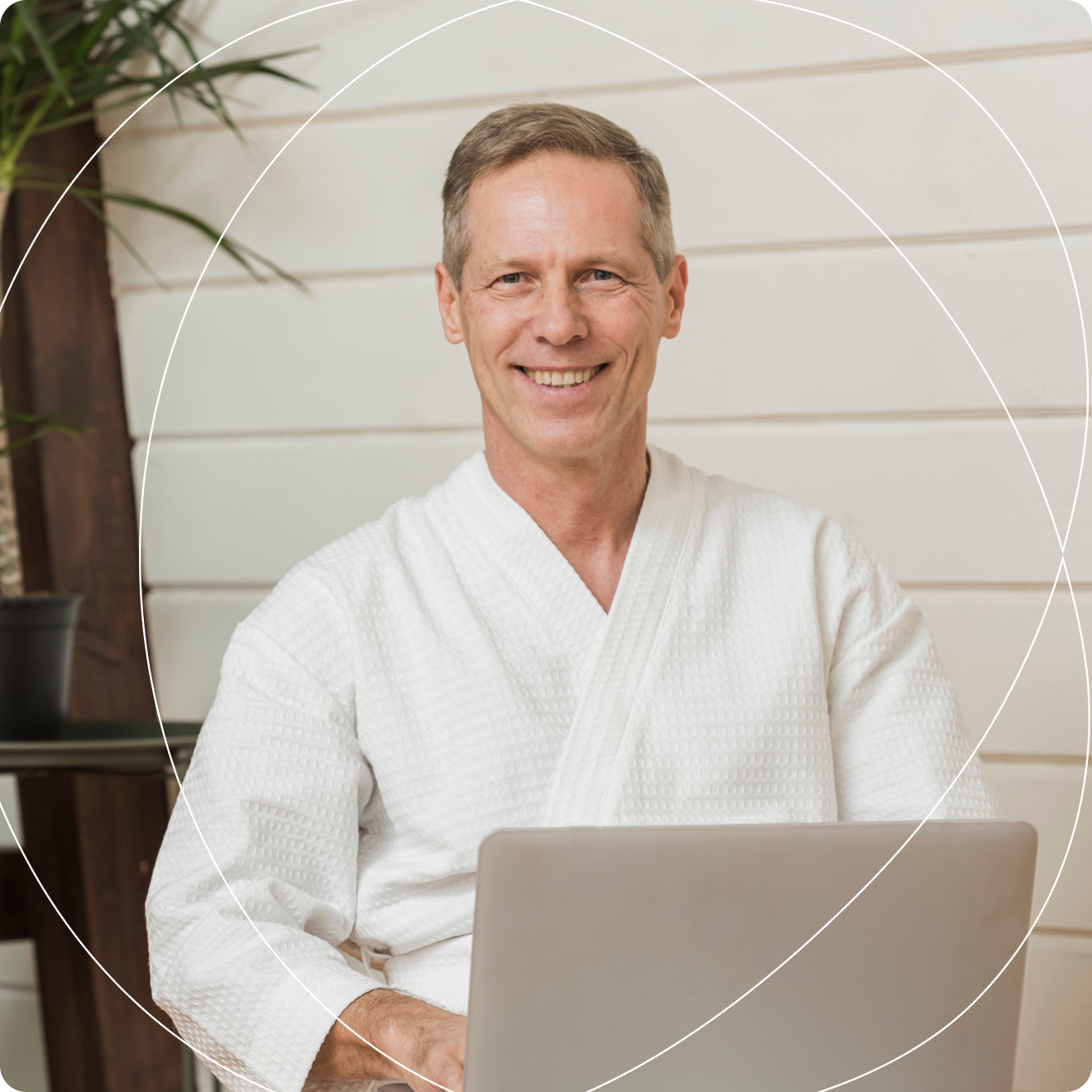 agency-partners-smiling-female